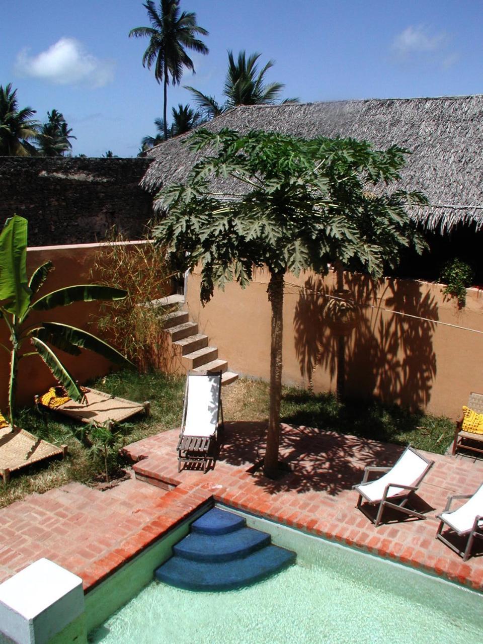 Patio Dos Quintalinhos - Casa Di Gabriele Bed & Breakfast Ilha de Mocambique Exterior foto